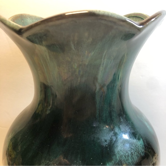 Vintage Blue MountIn Pottery Vase 10” - Picture 2 of 9